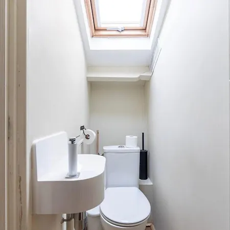 Duplex Center Of With Ac *
