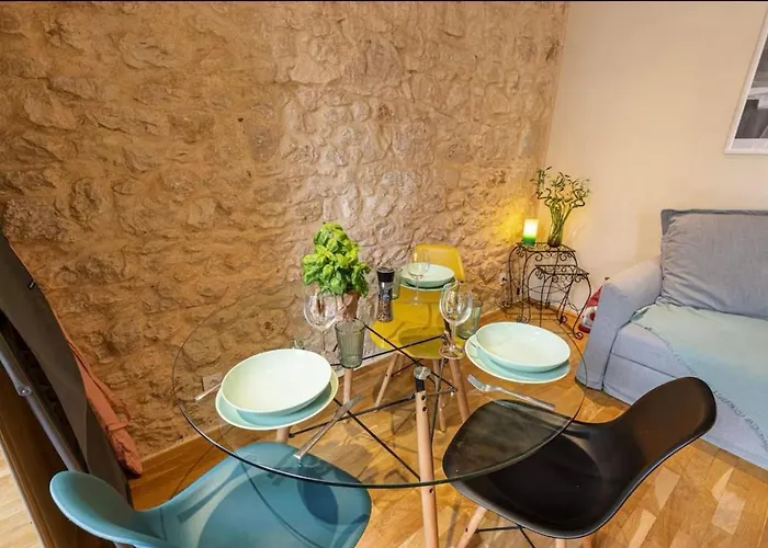 Duplex Center Of With Ac Niza